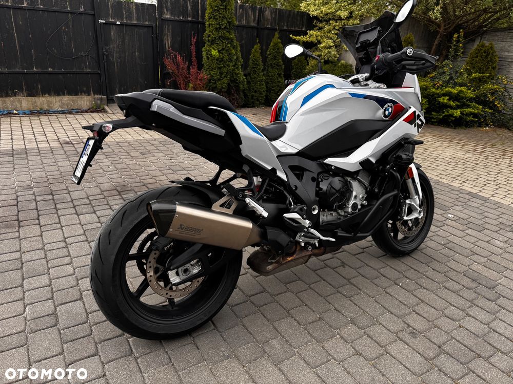 BMW XR - 10
