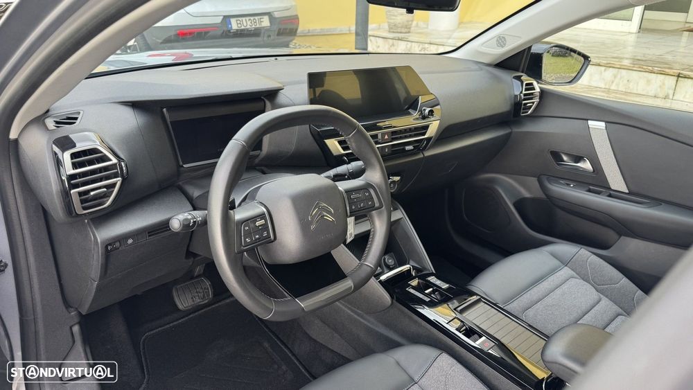 Citroën C4 1.2 PureTech Max EAT8 - 27