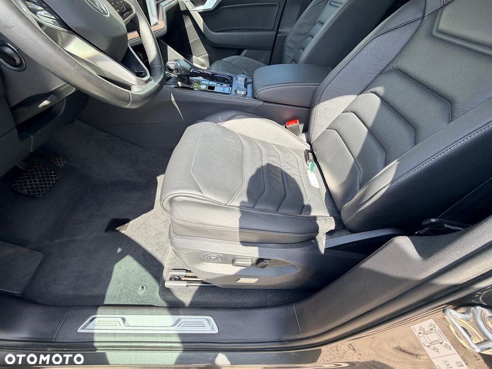 Volkswagen Touareg V6 e-Hybrid OPF 4Motion Elegance FINAL EDITION - 22