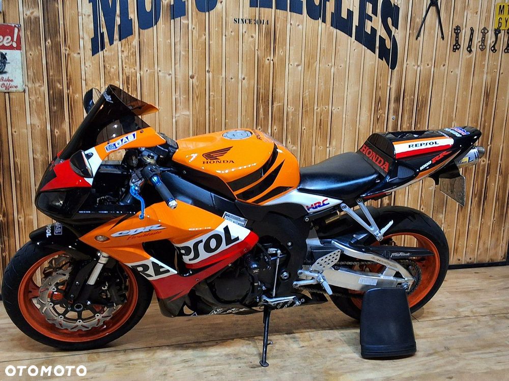 Honda CBR - 6