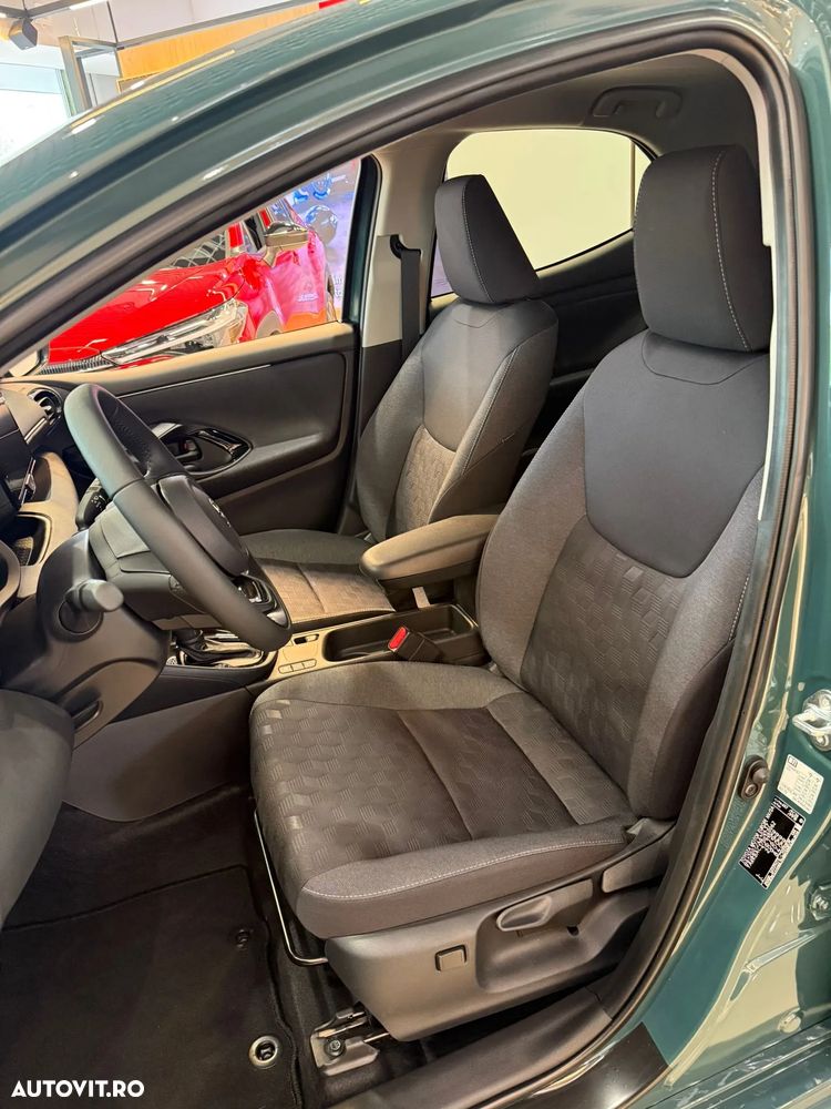 Toyota Yaris - 18
