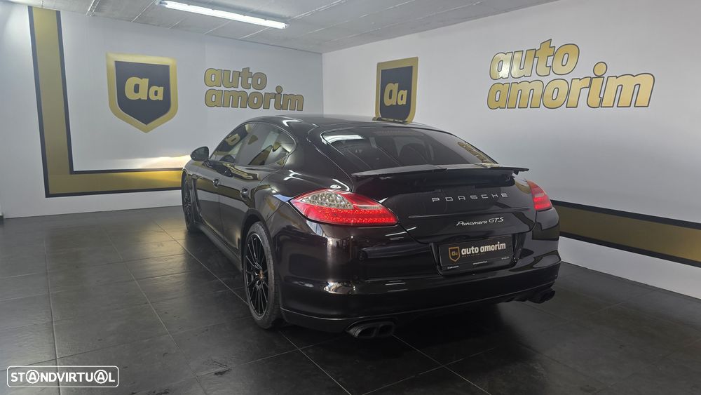 Porsche Panamera GTS PDK - 13