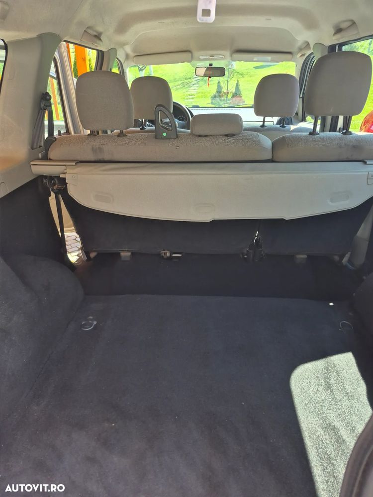 Dacia Logan 1.4 MPI Ambiance - 8