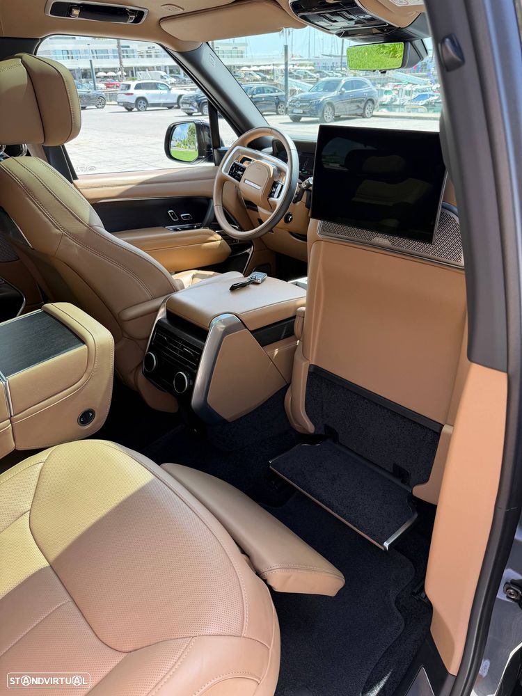 Land Rover Range Rover P550e Autobiography - 19