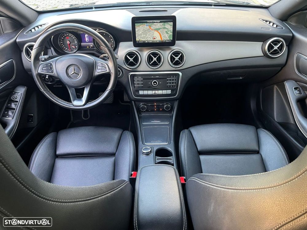 Mercedes-Benz CLA 180 d Business Solutions Aut. - 31