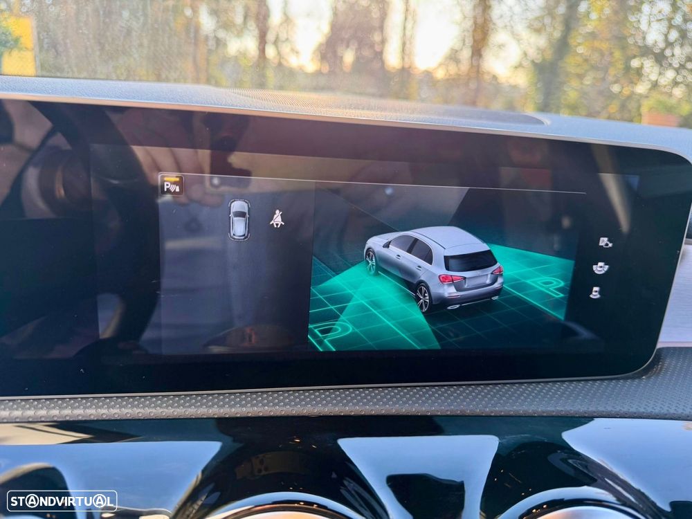 Mercedes-Benz A 160 AMG Line - 21