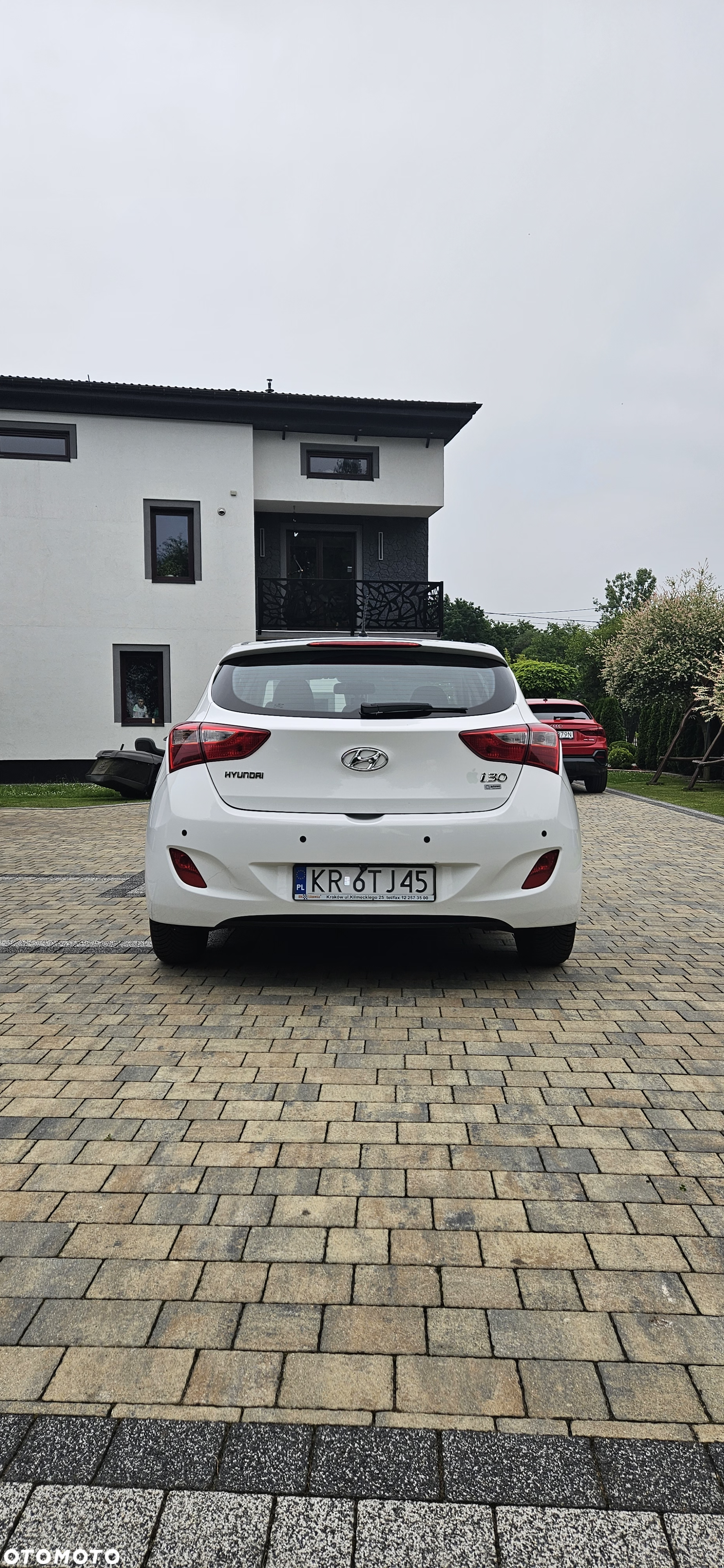 Hyundai i30 1.6 CRDi BlueDrive Classic DCT - 2
