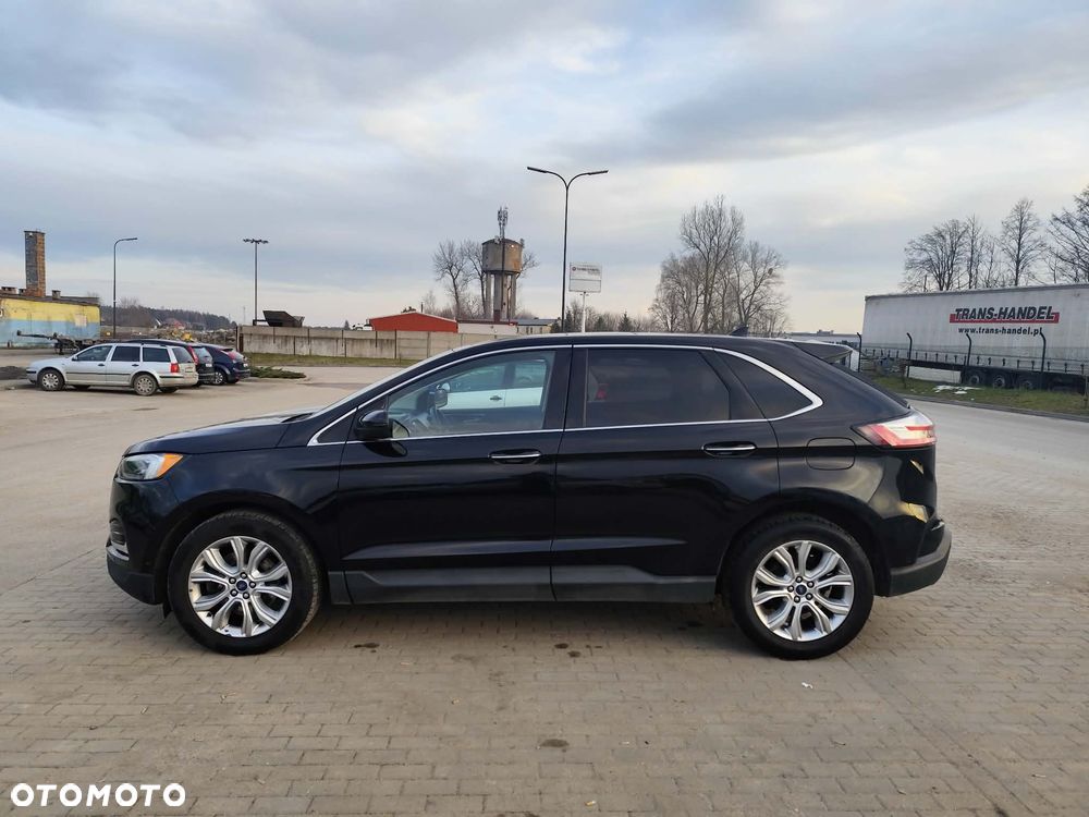 Ford Edge - 2