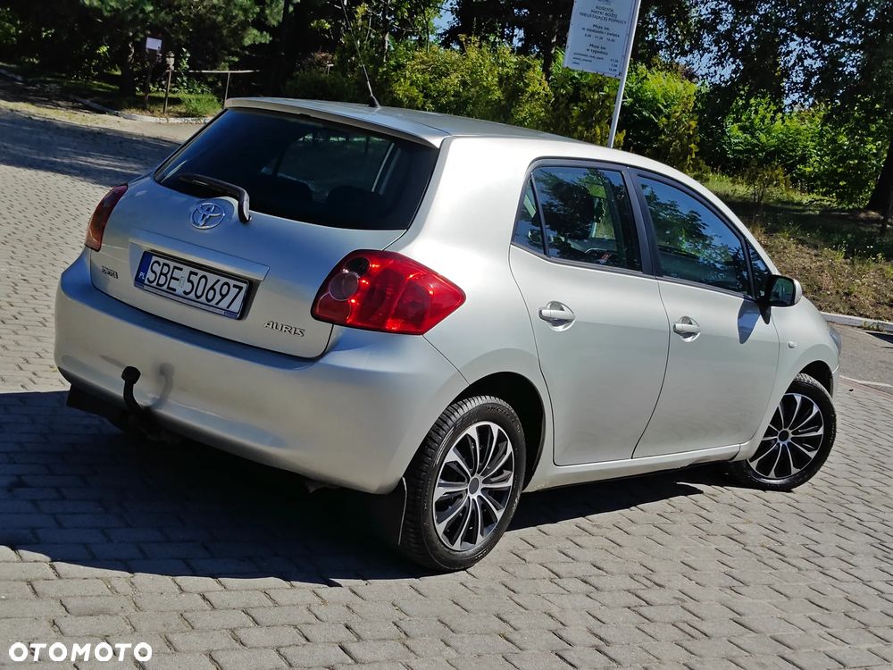 Toyota Auris 2.0 D-4D Premium - 5
