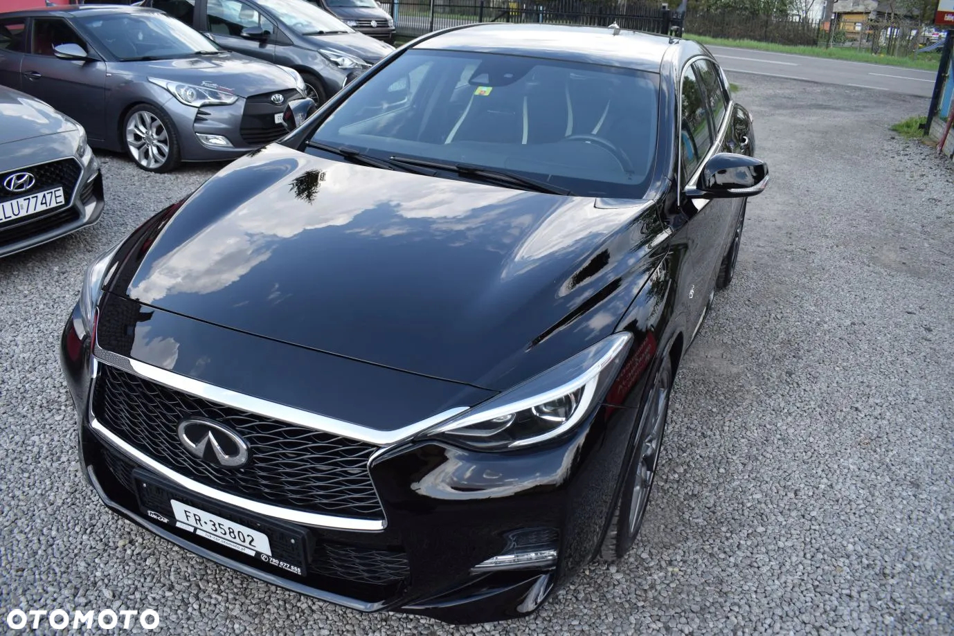 Infiniti Q30 2.0t DCT AWD Sport City Black - 8