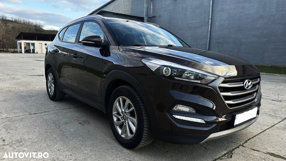 Hyundai Tucson 2.0 CRDI 4WD Automatik Advantage - 3