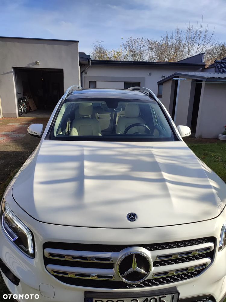 Mercedes-Benz GLB 250 4-Matic 8G-DCT - 3