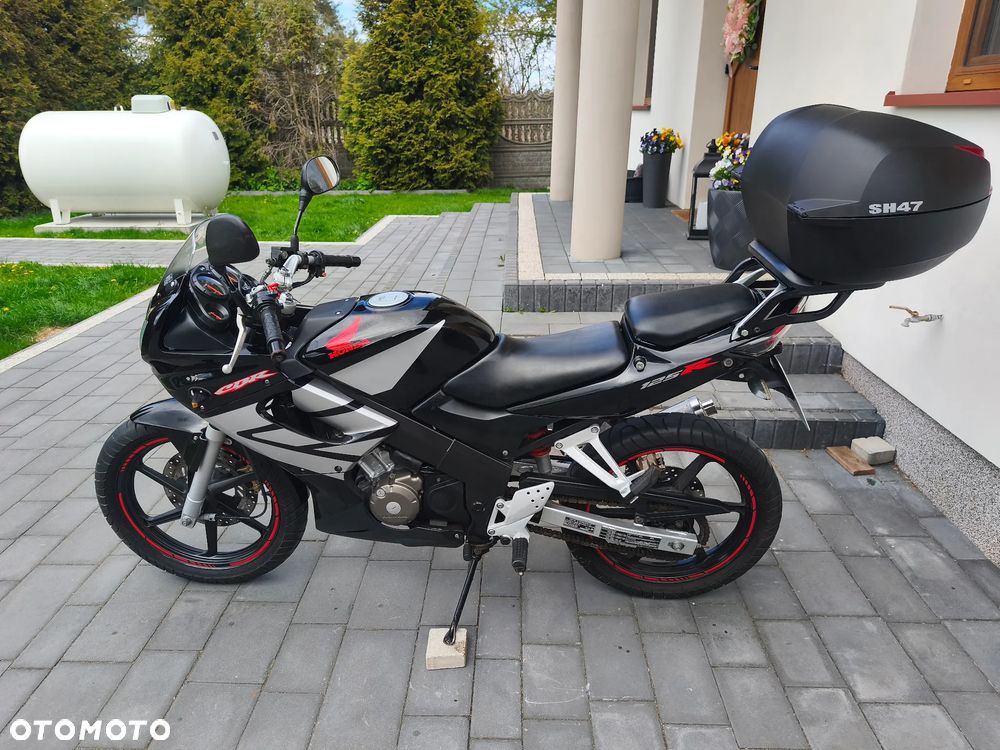 Honda CBR - 6
