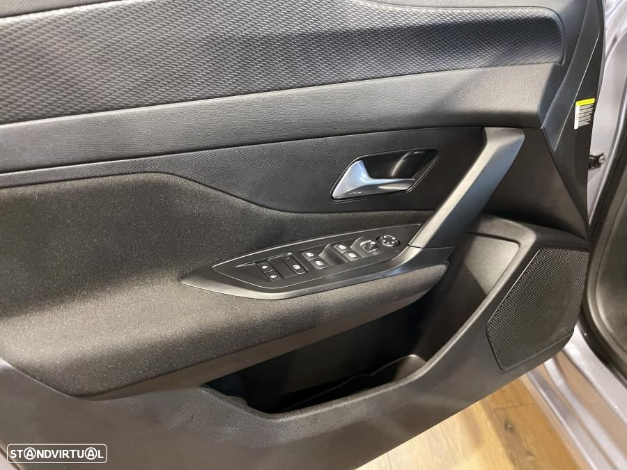 Peugeot 308 1.2 PureTech Active Pack - 22