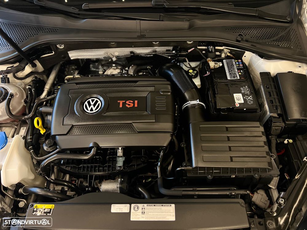VW Golf GTI TCR 2.0 TSI OPF DSG - 31