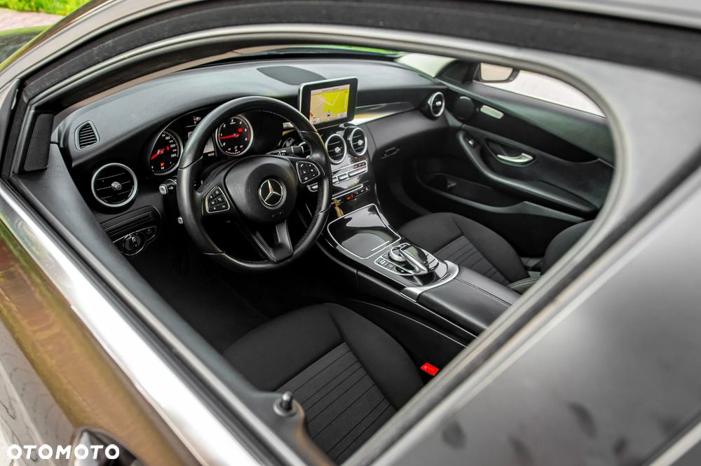 Mercedes-Benz Klasa C 250 (BlueTEC) d 4-Matic 7G-TRONIC - 19