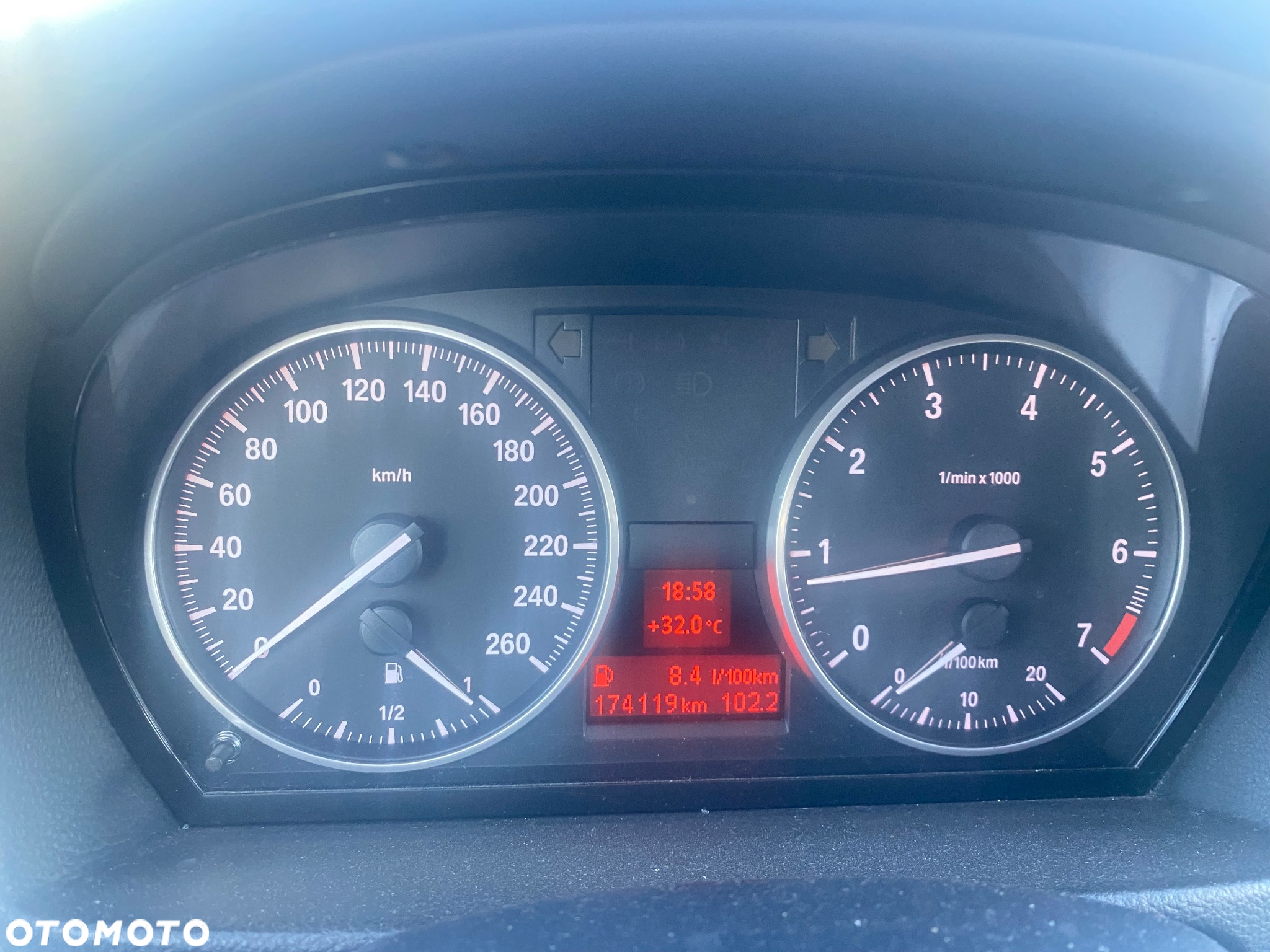 BMW Seria 3 318i Edition Sport - 10
