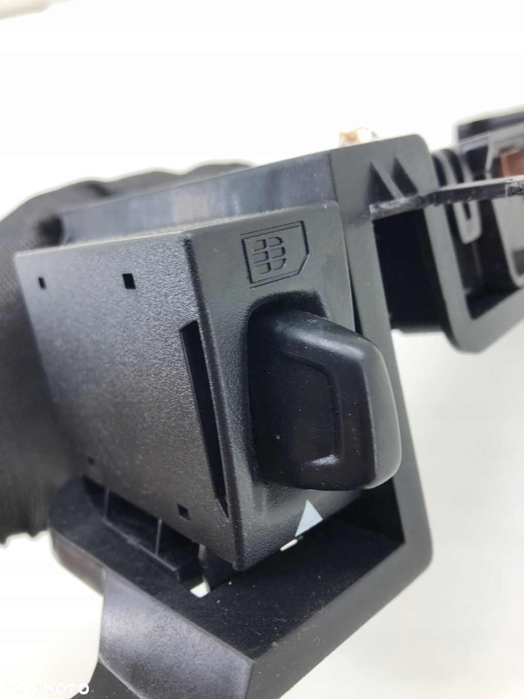 VOLVO XC40 MODUŁ KOMPENSATOR VCM LTE MOCOWANIE KOMPLET 31475065 32364561 - 4