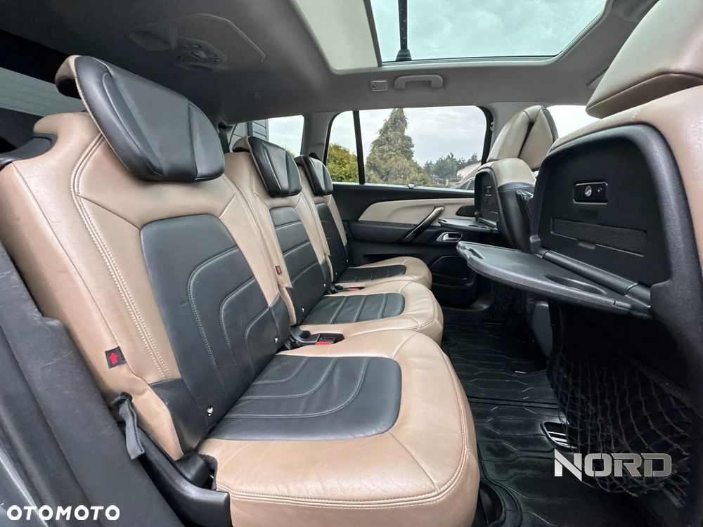 Citroën C4 Grand Picasso e-HDi 115 Exclusive - 16