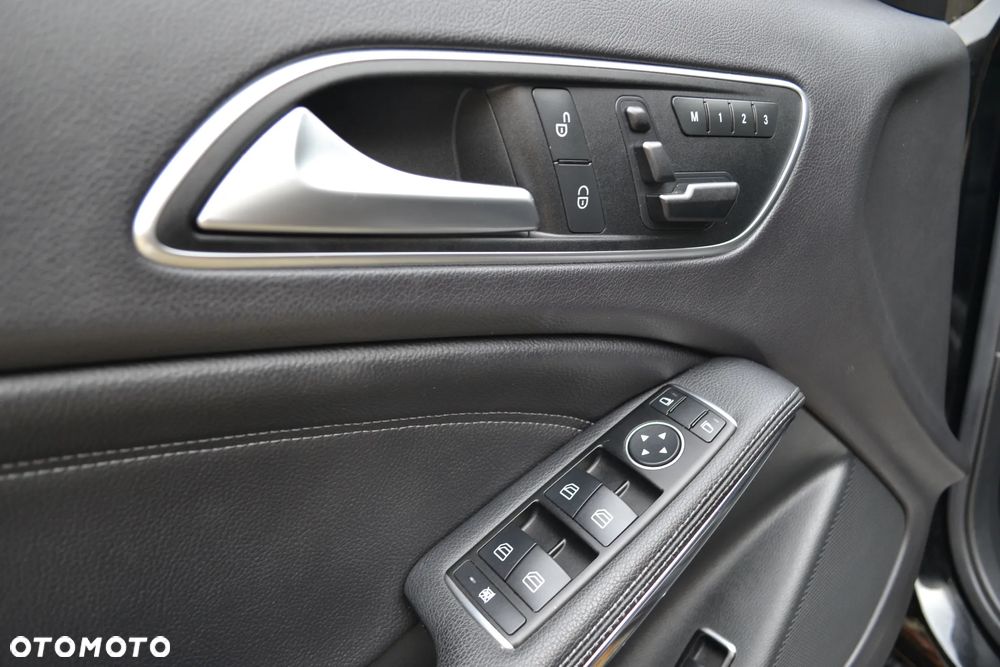 Mercedes-Benz GLA AMG 45 4-Matic - 19