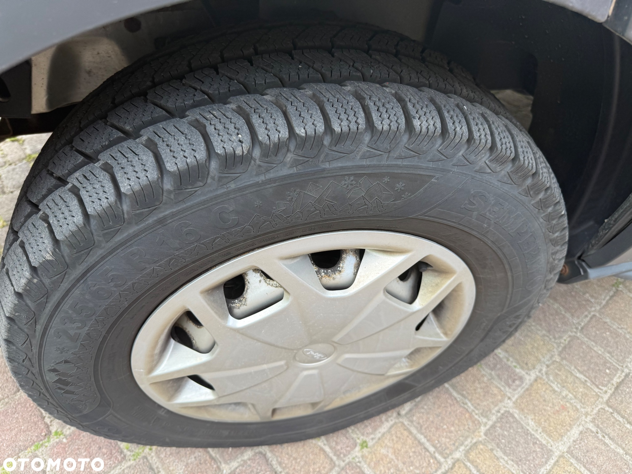 Ford Transit - 13