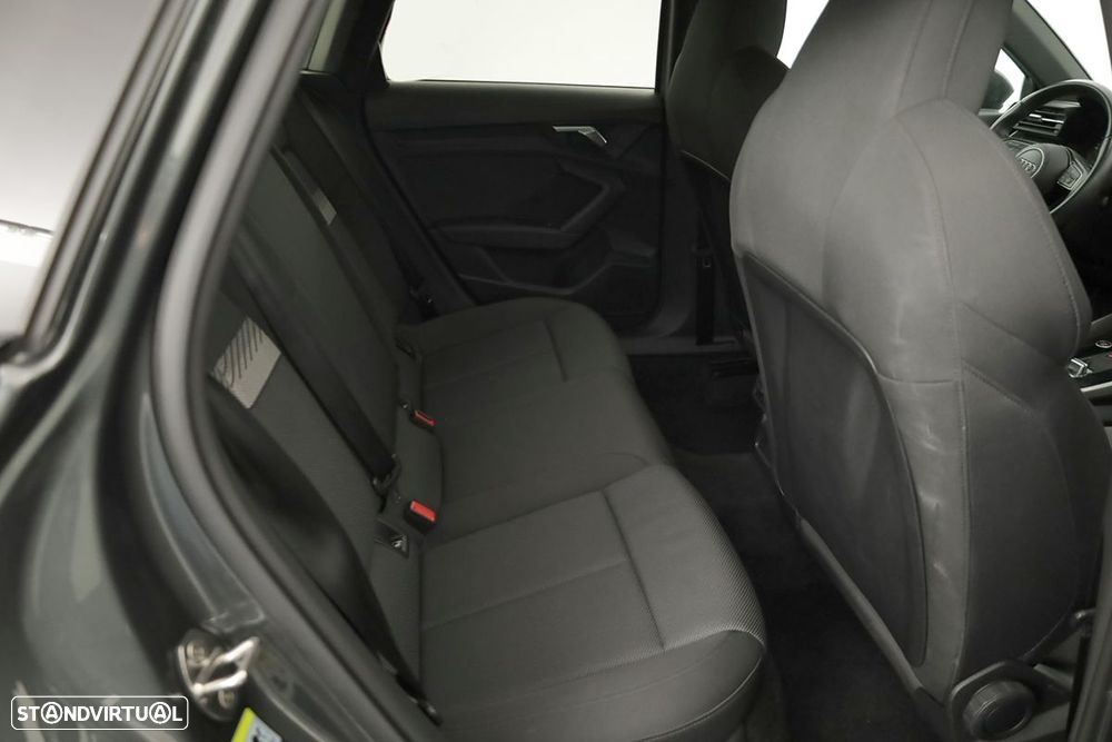 Audi A3 Sportback 45 TFSIe S line - 23