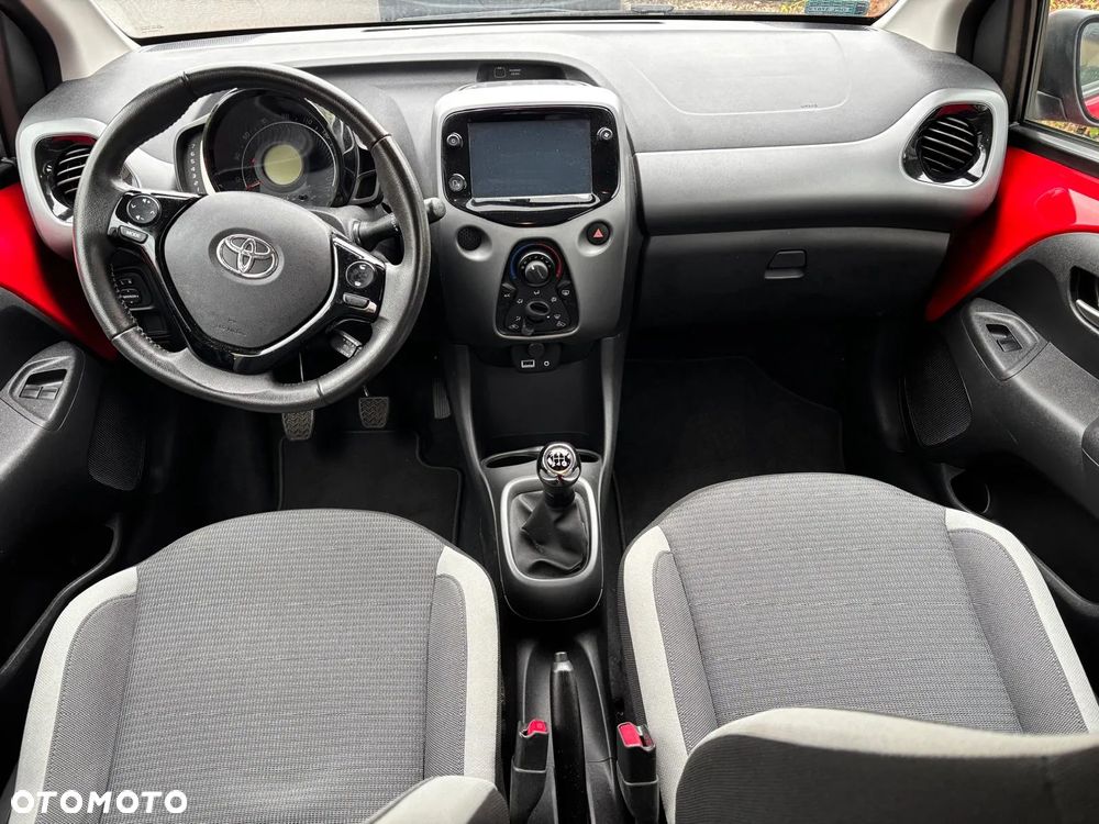 Toyota Aygo 1.0 VVT-i JBL Edition - 14