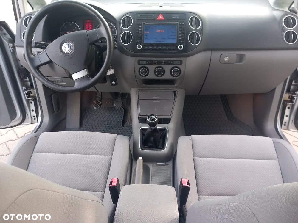 Volkswagen Golf Plus 1.9 TDI Tour Edition - 25
