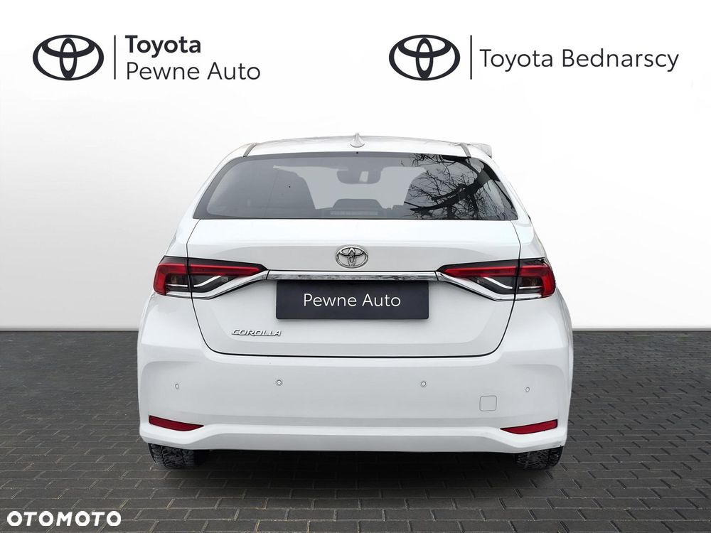 Toyota Corolla - 4