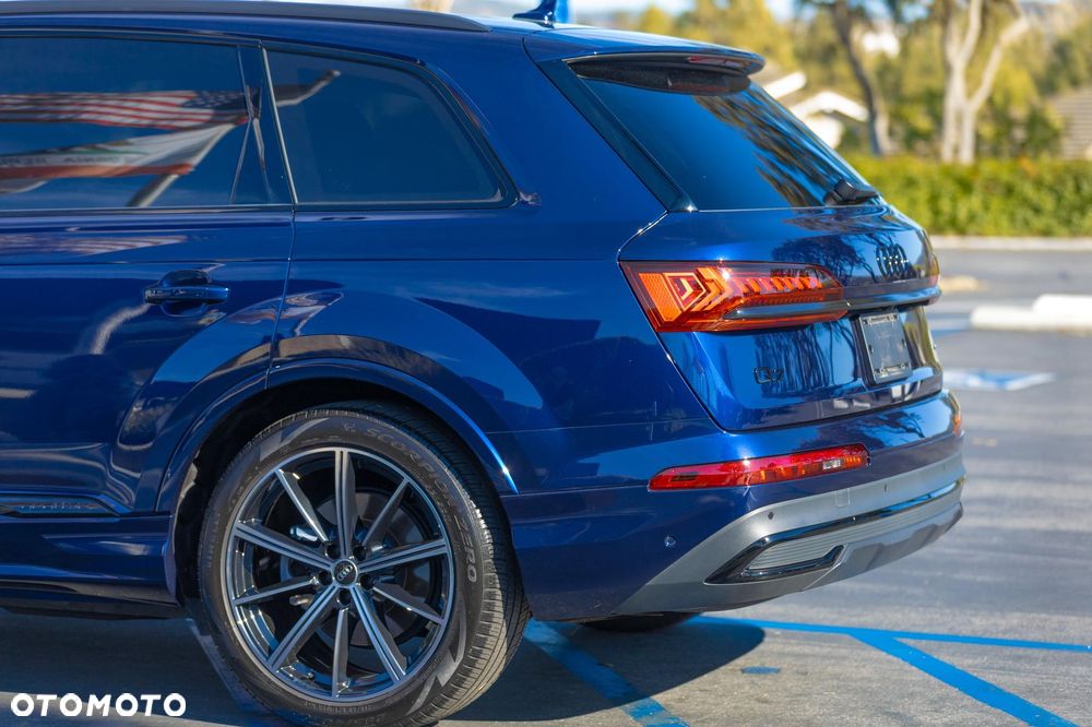 Audi Q7 - 10