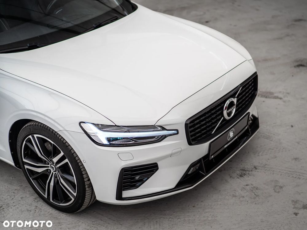 Volvo V60 T8 AWD Recharge Geartronic RDesign - 10
