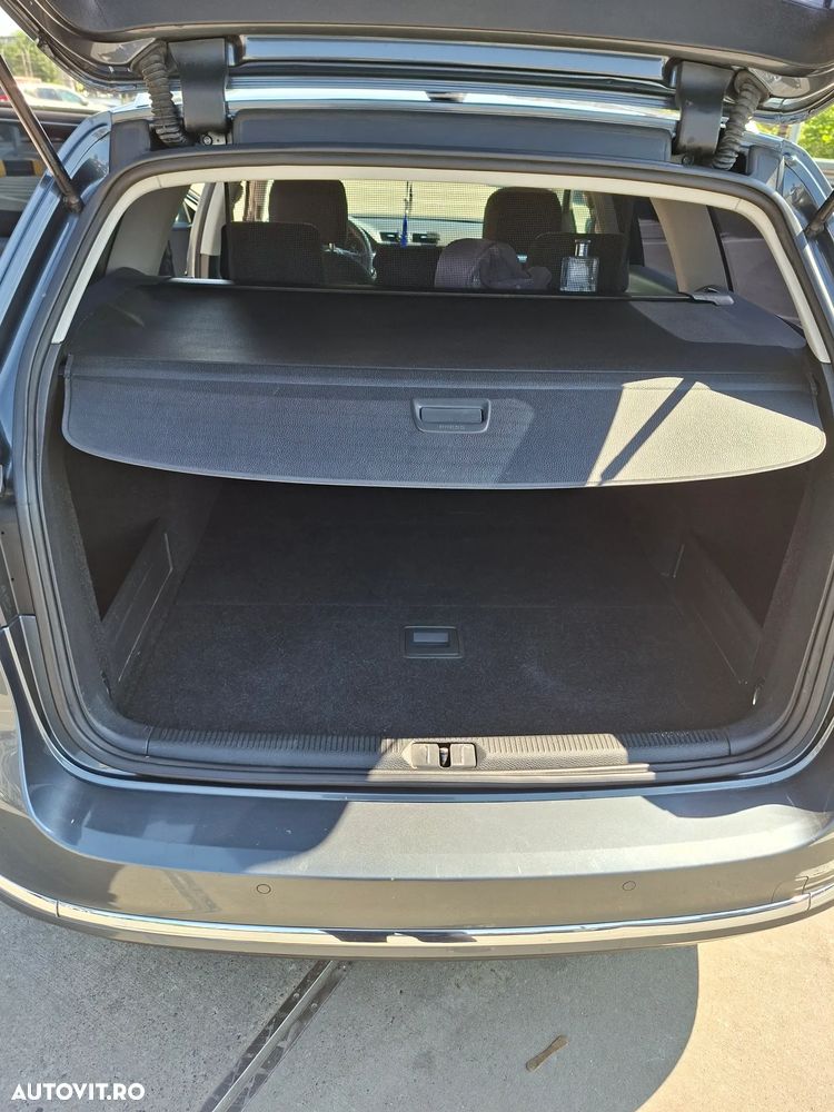 Volkswagen Passat 2.0 TDI BlueMotion Technology Highline - 11