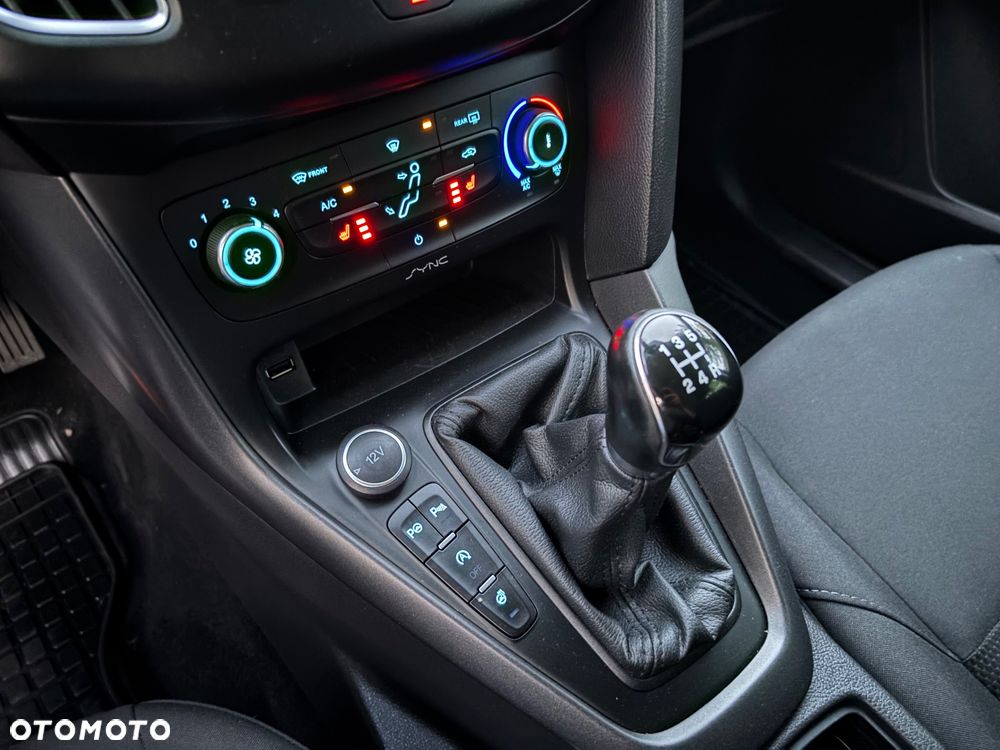 Ford Focus - 14