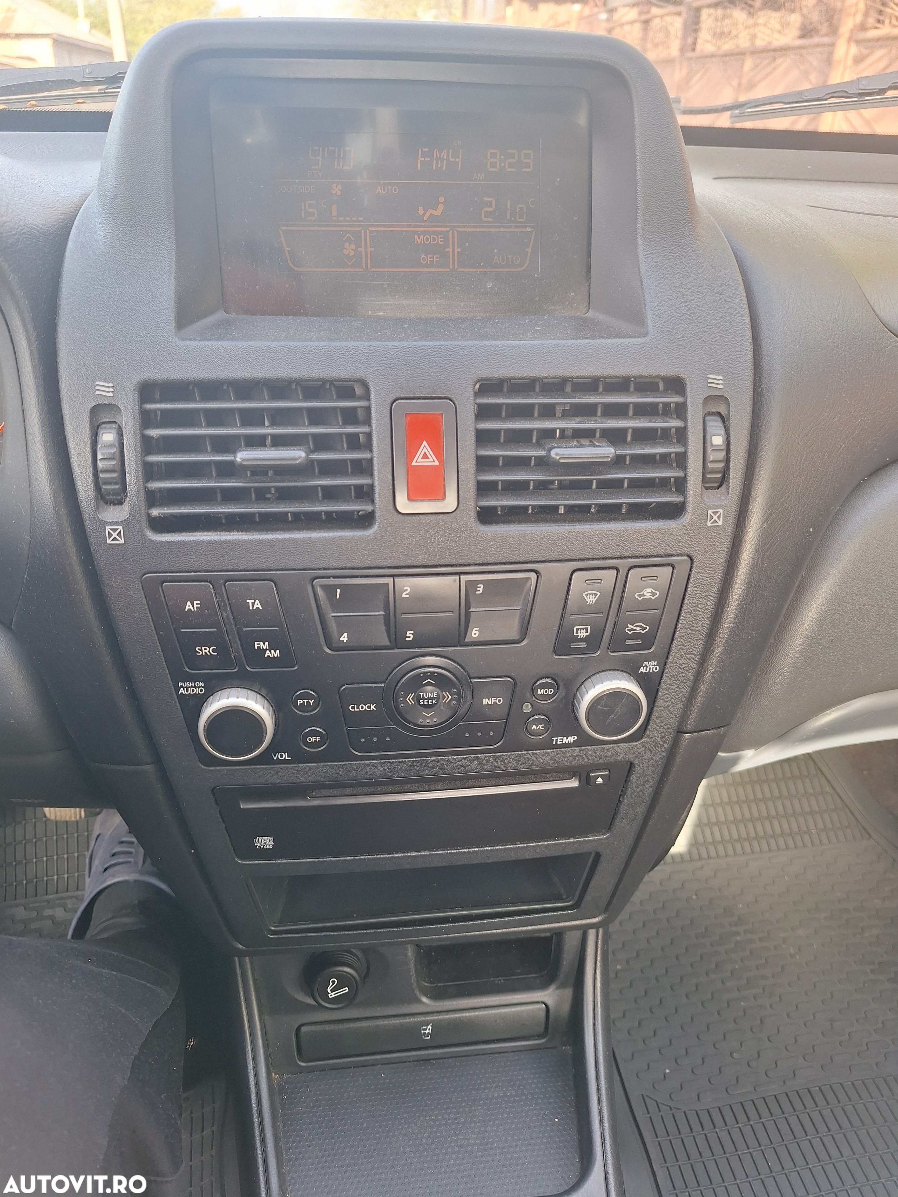 Nissan Almera - 5