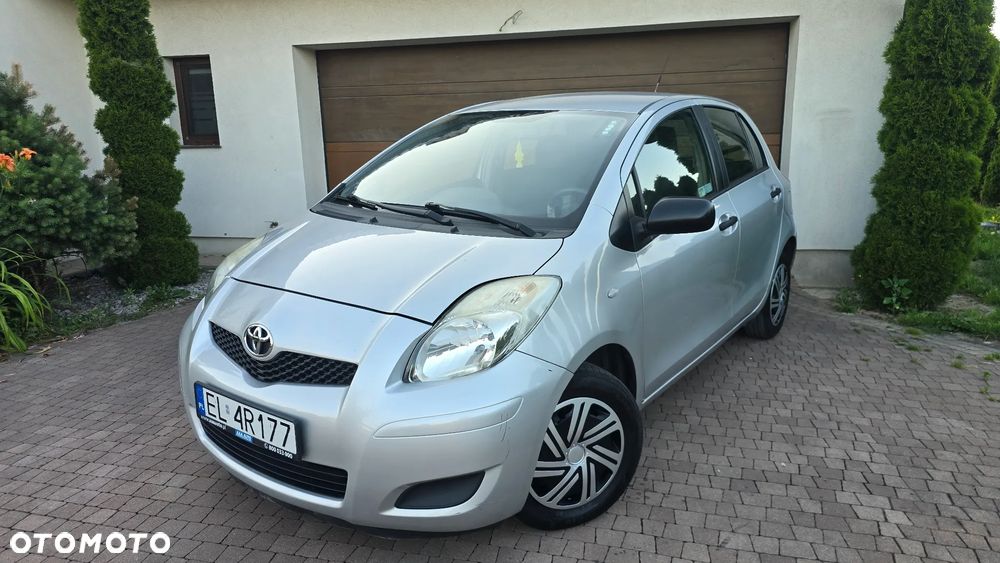 Toyota Yaris 1.0 Luna Start - 2