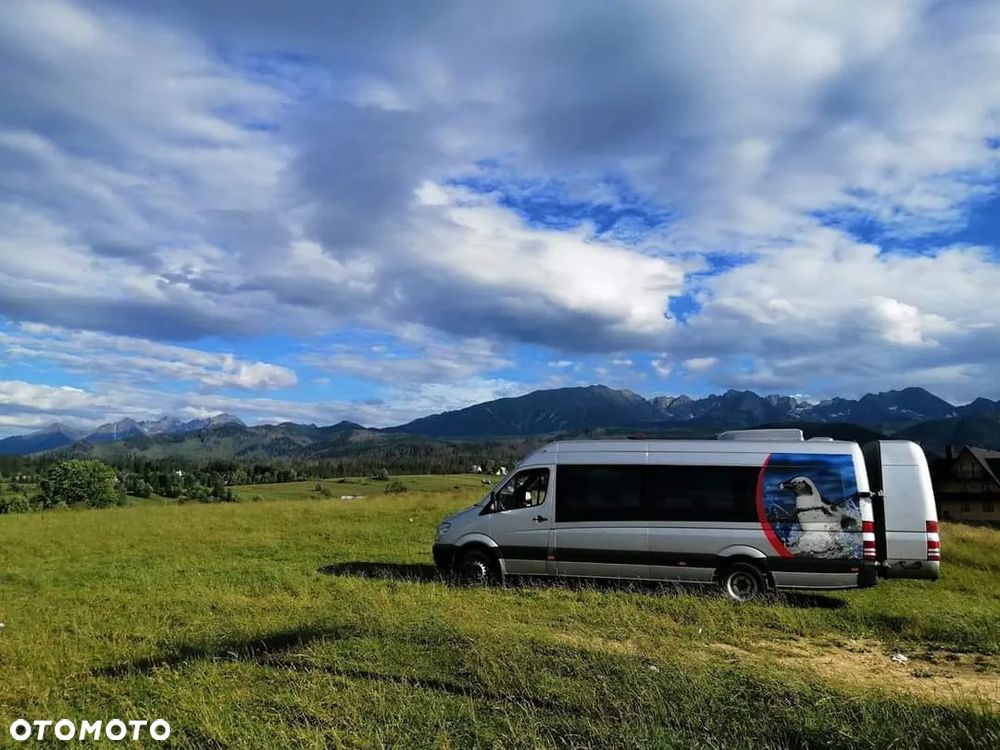 Mercedes-Benz Sprinter - 1