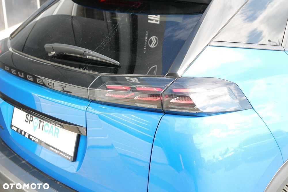 Peugeot 2008 1.2 PureTech Allure S&S EAT8 - 32