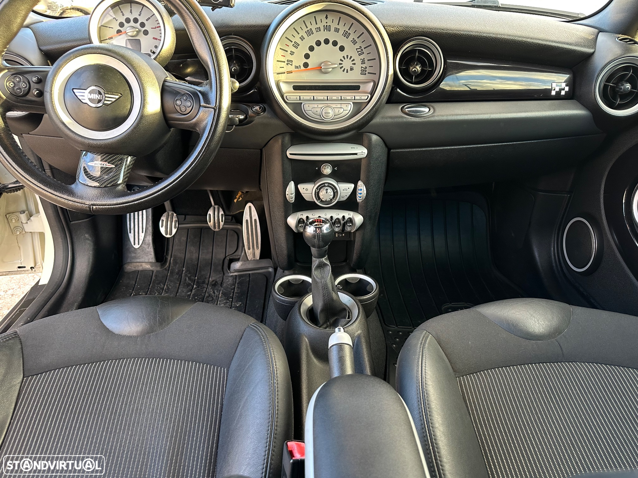 MINI 3 Portas John Cooper Works - 43