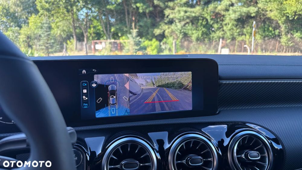Mercedes-Benz CLA 200 d Progressive 8G-DCT - 25