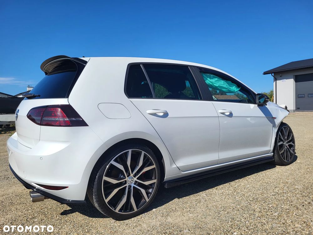 Volkswagen Golf GTI 2.0 TSI OPF Performance - 7