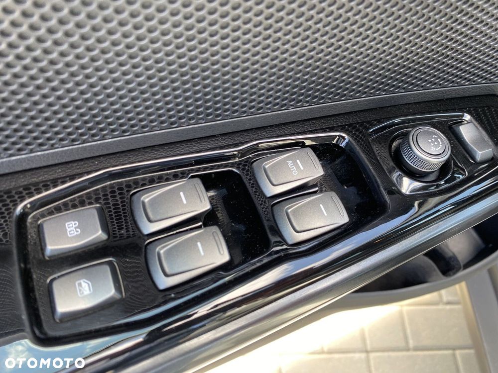 SsangYong/KGM Tivoli Grand - 10