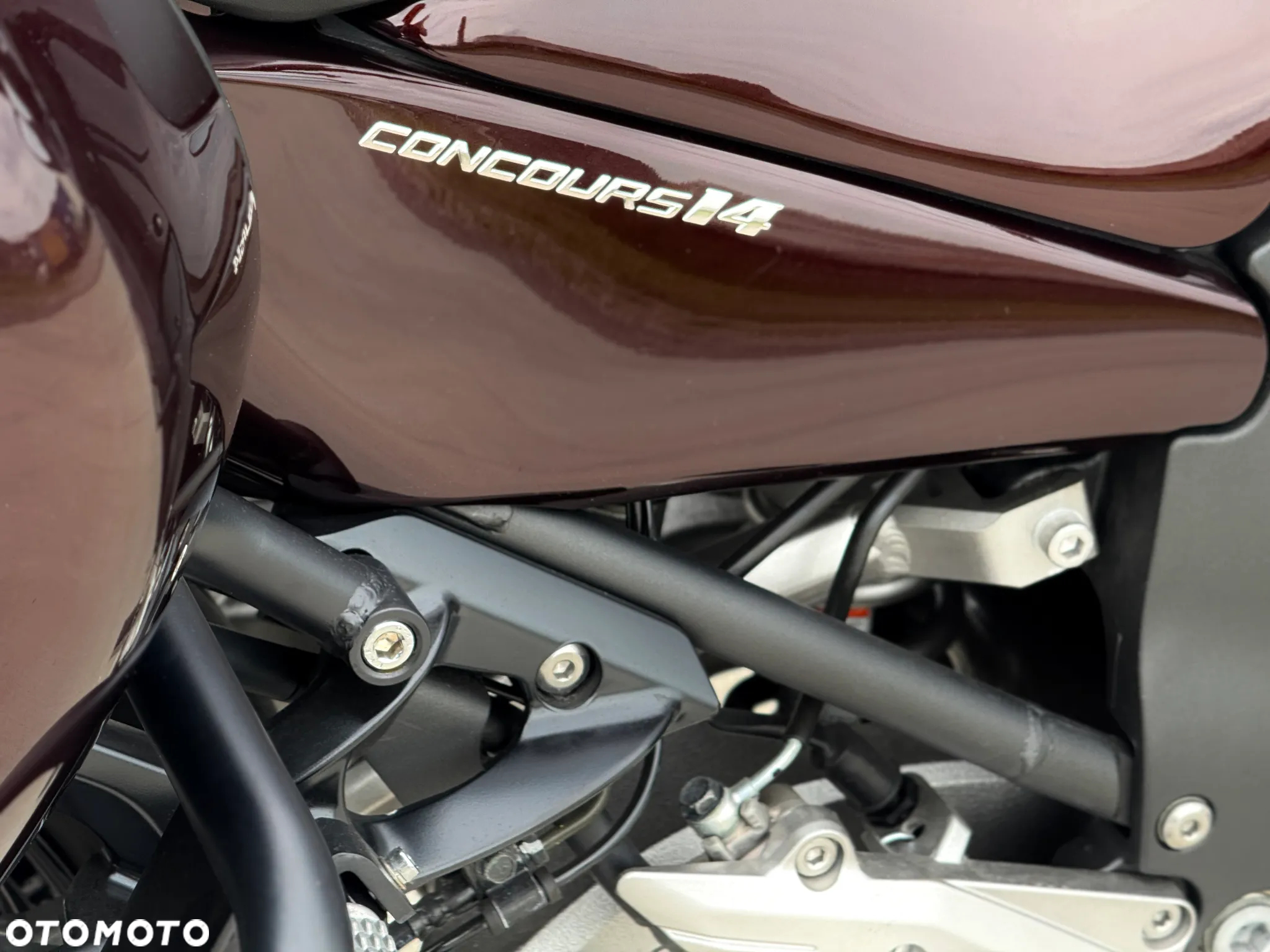 Kawasaki Concours - 16