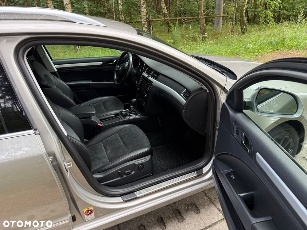 Skoda Superb 2.0 TSI Elegance DSG - 22