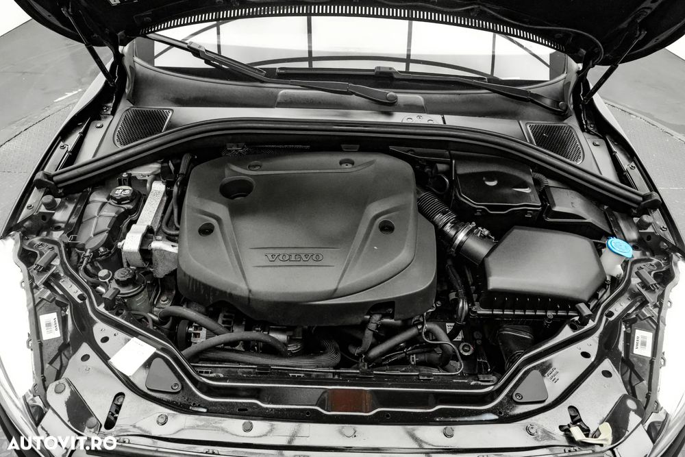 Volvo XC 60 - 25
