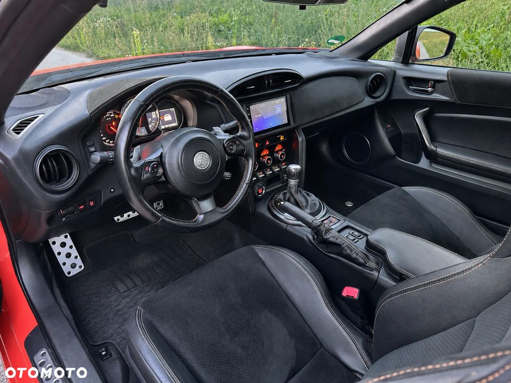 Toyota GT86 2.0 Prestige - 8