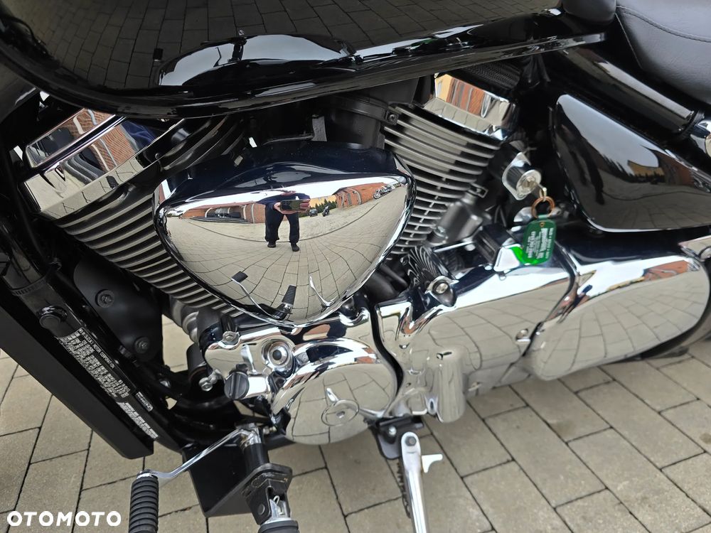 Suzuki Boulevard - 10