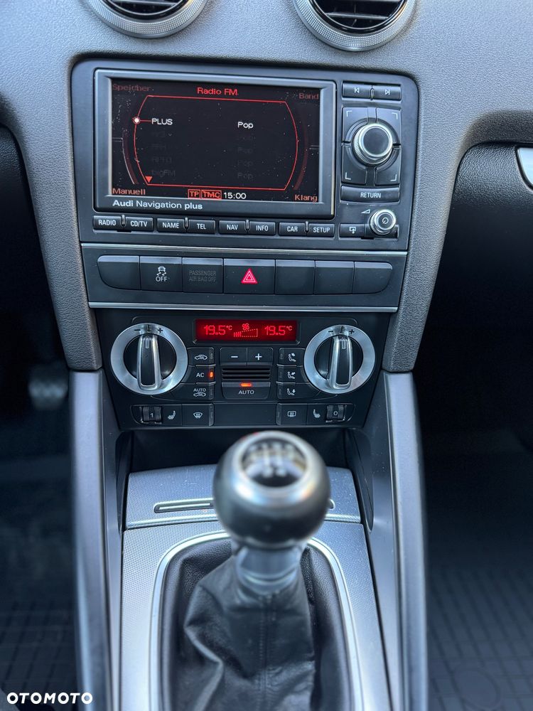 Audi A3 Sportback 1.6 S line Sportpaket plus - 31
