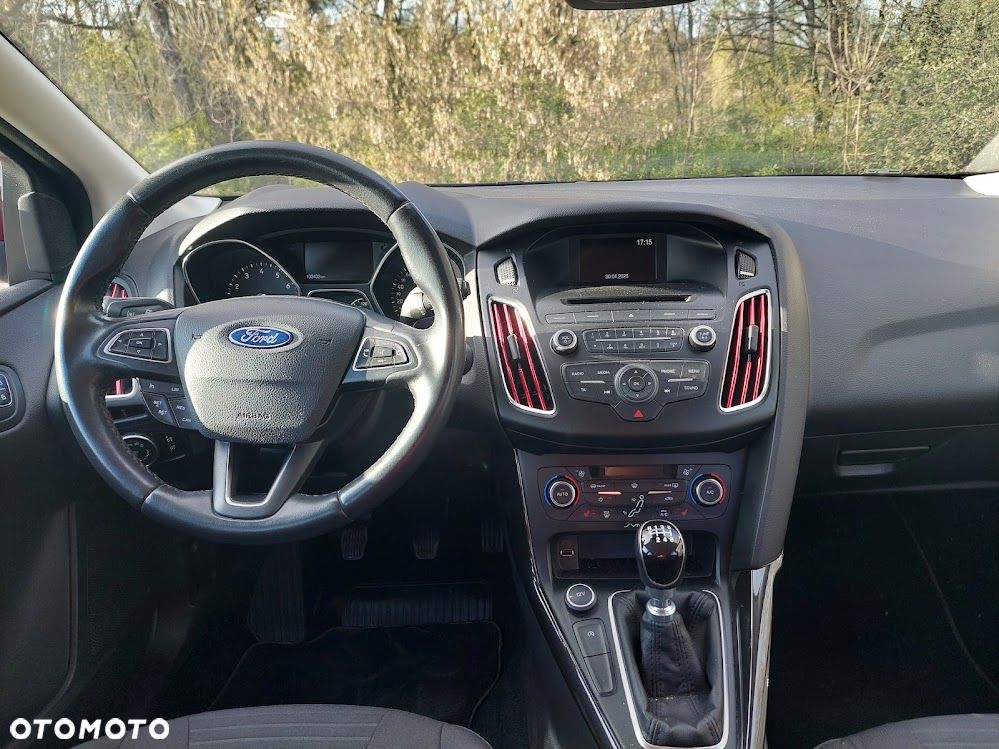 Ford Focus 1.5 EcoBoost STart-Stopp-System TITANIUM - 8
