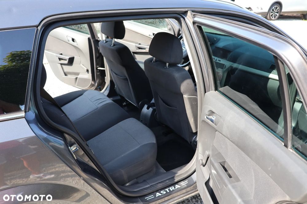 Opel Astra 1.6 Active - 12