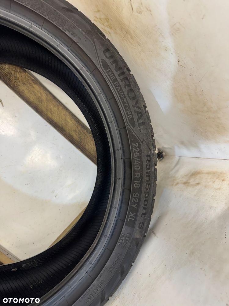 G-3172 225/40R18 92Y XL UNIROYAL RAIN SPORT 5 - 3
